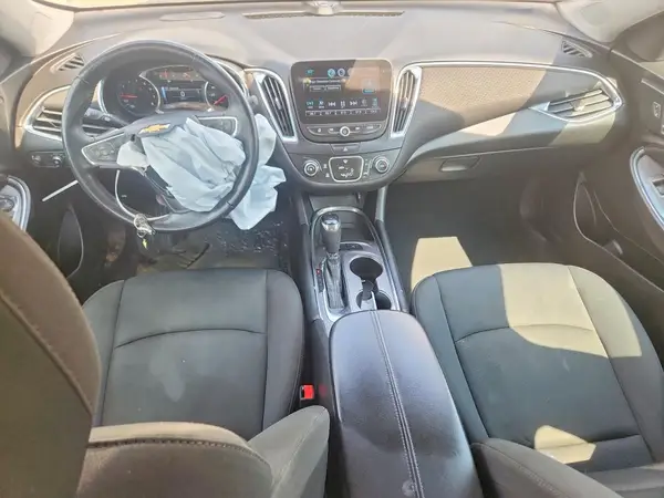 1G1ZE5ST3HF120387 2017 CHEVROLET MALIBU - Image 8