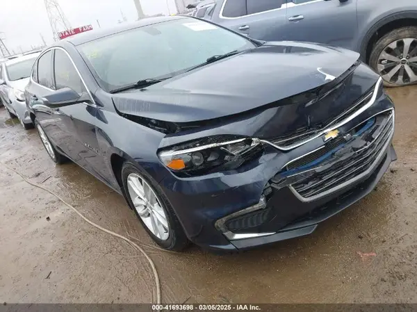 1G1ZE5ST3HF137576 2017 CHEVROLET MALIBU - Image 1