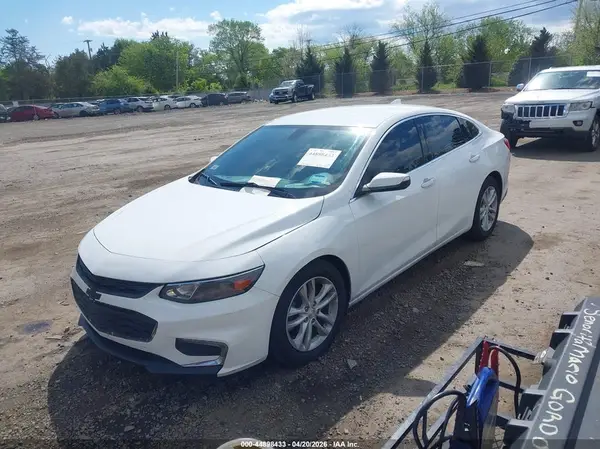 1G1ZE5ST3HF138288 2017 CHEVROLET MALIBU - Image 2