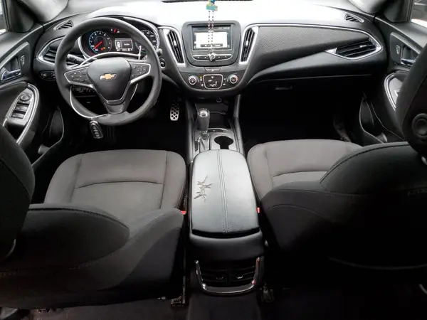 1G1ZE5ST3HF154572 2017 CHEVROLET MALIBU - Image 8