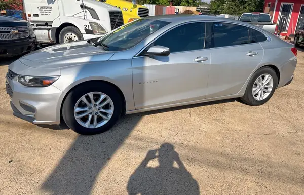 1G1ZE5ST3HF168942 2017 CHEVROLET MALIBU - Image 2