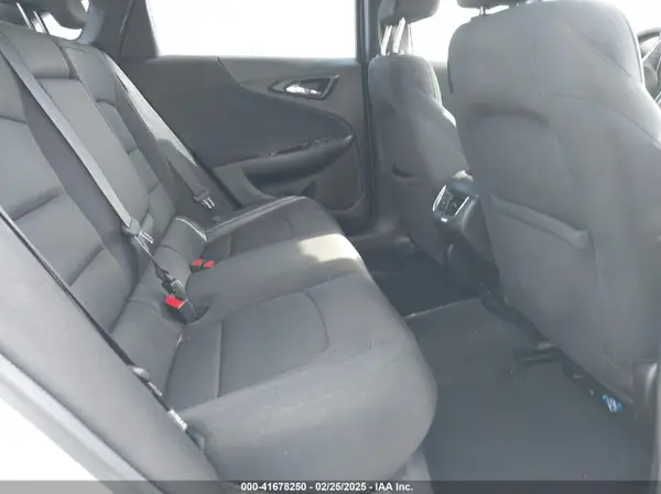 1G1ZE5ST3HF175051 2017 CHEVROLET MALIBU - Image 8