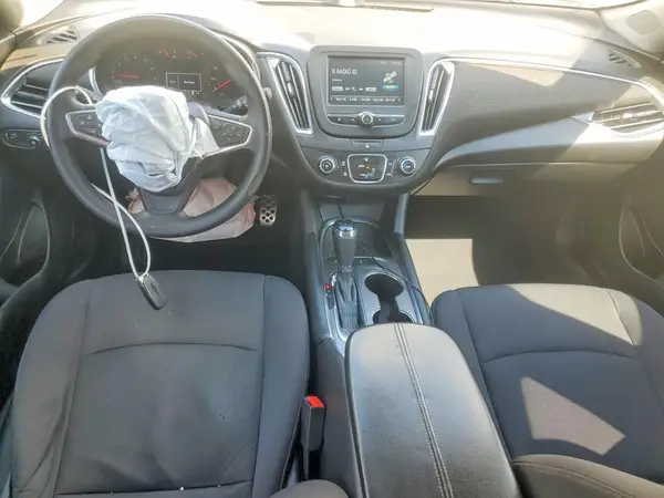 1G1ZE5ST3HF181688 2017 CHEVROLET MALIBU - Image 8