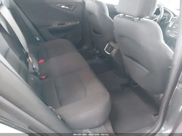 1G1ZE5ST3HF183117 2017 CHEVROLET MALIBU - Image 8