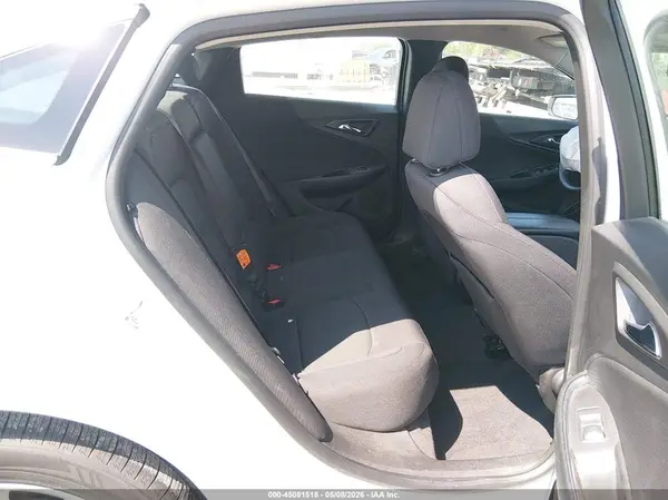 1G1ZE5ST3HF204709 2017 CHEVROLET MALIBU - Image 8