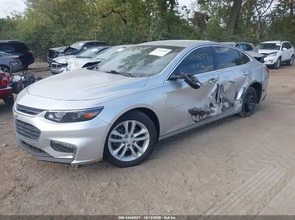 1G1ZE5ST3HF205245 2017 CHEVROLET MALIBU - Image 2