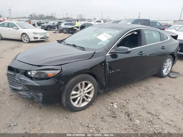 1G1ZE5ST3HF211868 2017 CHEVROLET MALIBU - Image 2