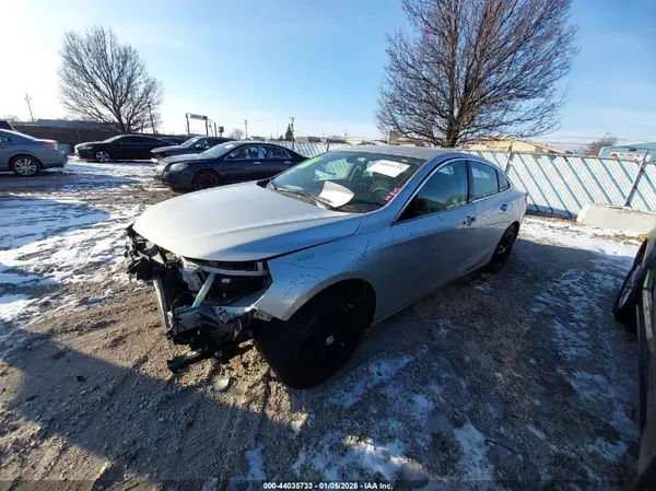 1G1ZE5ST3HF214835 2017 CHEVROLET MALIBU - Image 2