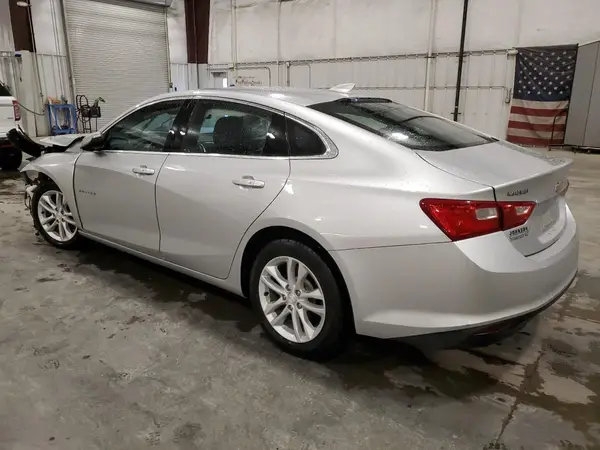 1G1ZE5ST3HF215080 2017 CHEVROLET MALIBU - Image 2