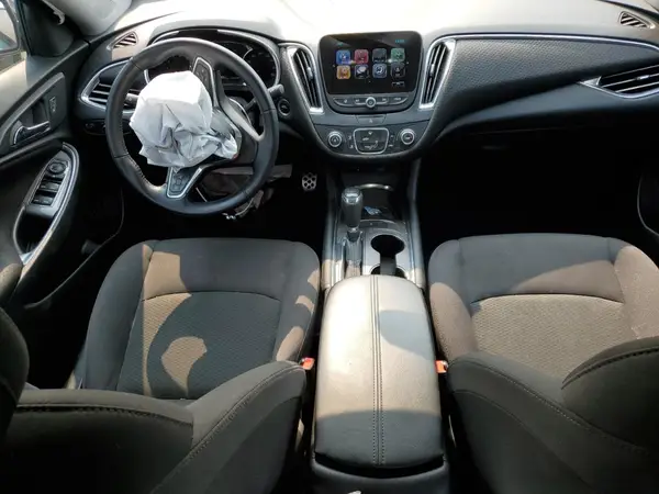 1G1ZE5ST3HF215080 2017 CHEVROLET MALIBU - Image 8