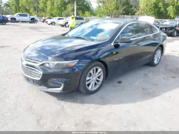 1G1ZE5ST3HF216276 2017 CHEVROLET MALIBU - Image 2