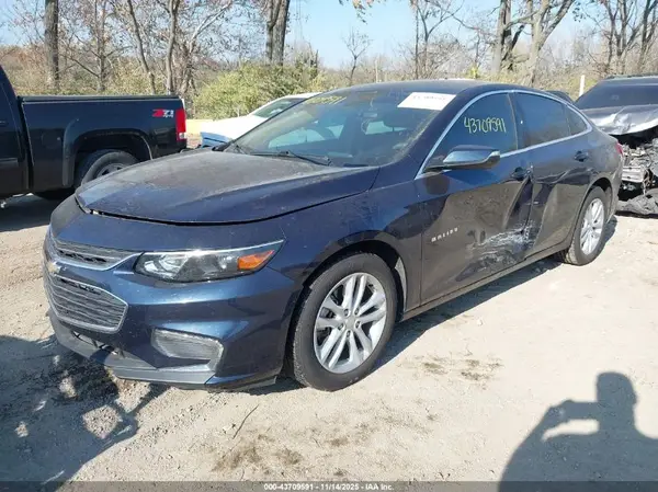 1G1ZE5ST3HF249701 2017 CHEVROLET MALIBU - Image 2