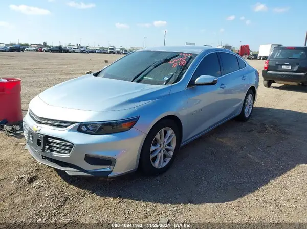 1G1ZE5ST3HF250105 2017 CHEVROLET MALIBU - Image 2