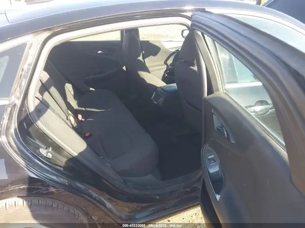 1G1ZE5ST3HF255854 2017 CHEVROLET MALIBU - Image 8