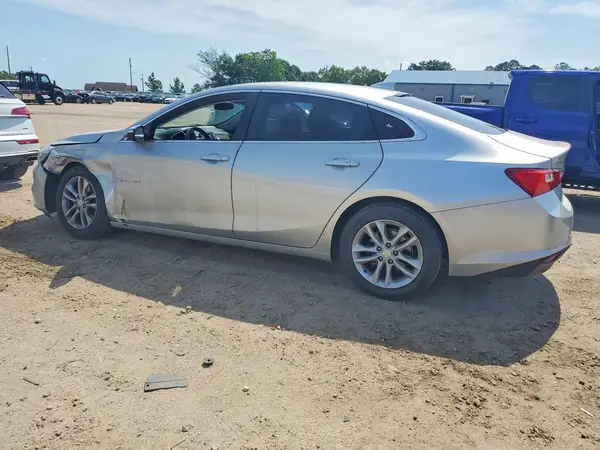 1G1ZE5ST3HF256535 2017 CHEVROLET MALIBU - Image 2