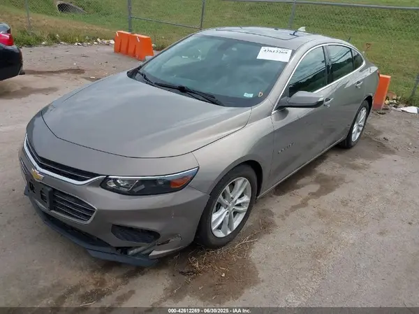 1G1ZE5ST3HF265770 2017 CHEVROLET MALIBU - Image 2
