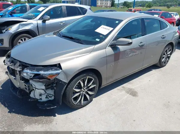 1G1ZE5ST3HF266062 2017 CHEVROLET MALIBU - Image 2