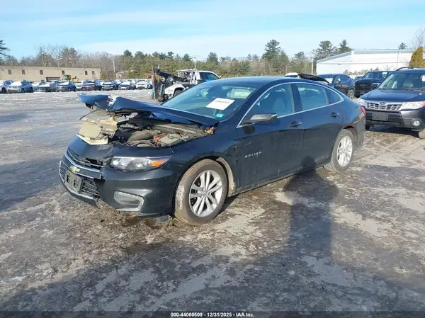 1G1ZE5ST3HF287686 2017 CHEVROLET MALIBU - Image 2