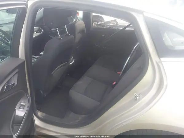1G1ZE5ST4GF177213 2016 CHEVROLET MALIBU - Image 8
