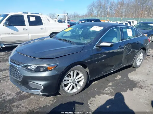 1G1ZE5ST4GF264240 2016 CHEVROLET MALIBU - Image 2