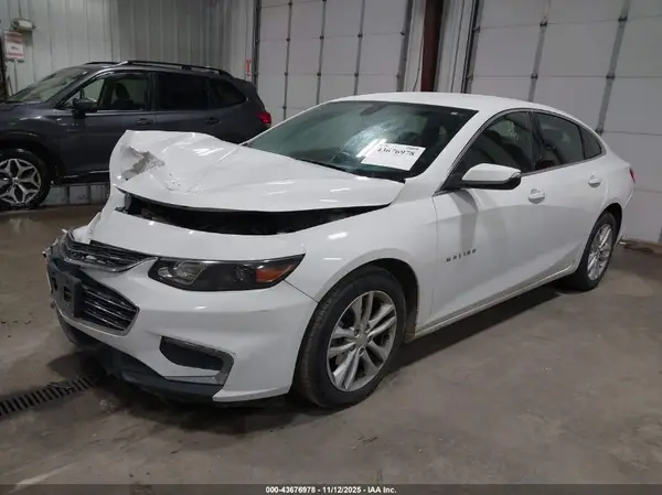 1G1ZE5ST4GF325702 2016 CHEVROLET MALIBU - Image 2