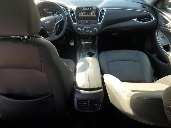 1G1ZE5ST4GF334724 2016 CHEVROLET MALIBU - Image 8
