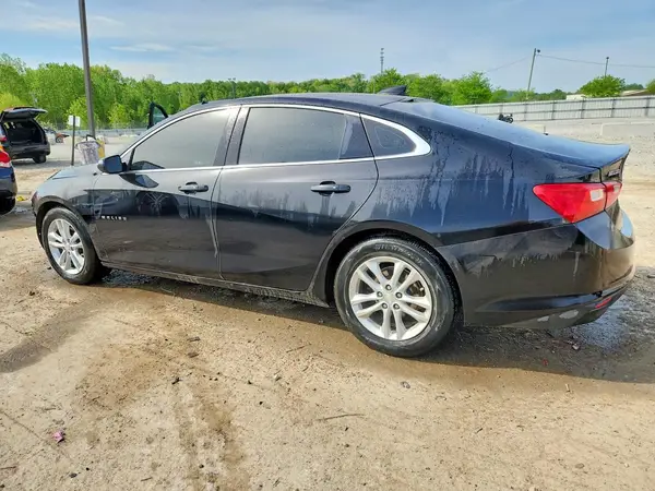 1G1ZE5ST4HF102478 2017 CHEVROLET MALIBU - Image 2