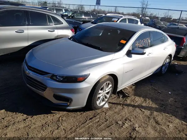 1G1ZE5ST4HF104327 2017 CHEVROLET MALIBU - Image 2