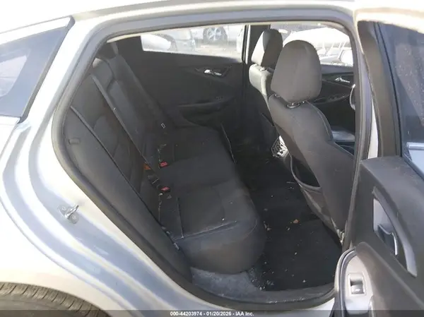1G1ZE5ST4HF104327 2017 CHEVROLET MALIBU - Image 8