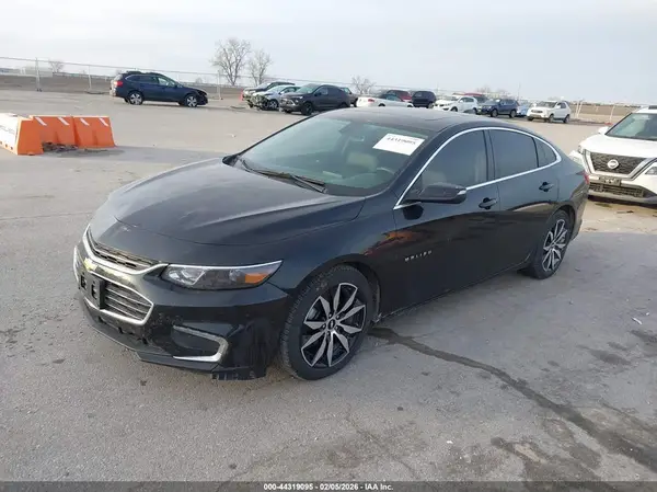 1G1ZE5ST4HF106045 2017 CHEVROLET MALIBU - Image 2