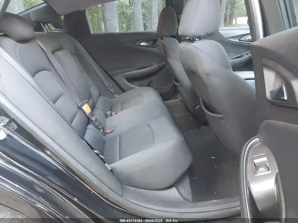 1G1ZE5ST4HF123105 2017 CHEVROLET MALIBU - Image 8