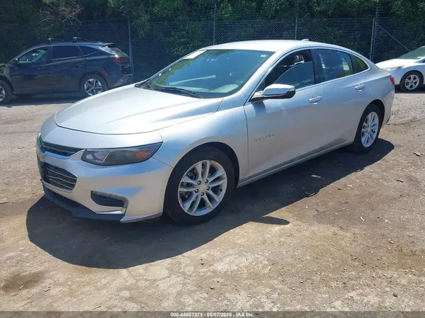 1G1ZE5ST4HF123718 2017 CHEVROLET MALIBU - Image 2
