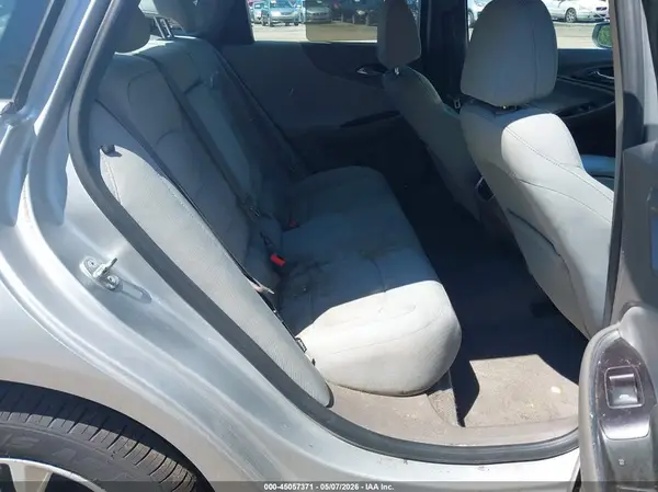 1G1ZE5ST4HF123718 2017 CHEVROLET MALIBU - Image 8