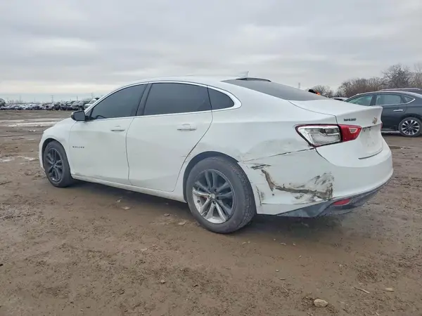 1G1ZE5ST4HF129325 2017 CHEVROLET MALIBU - Image 2
