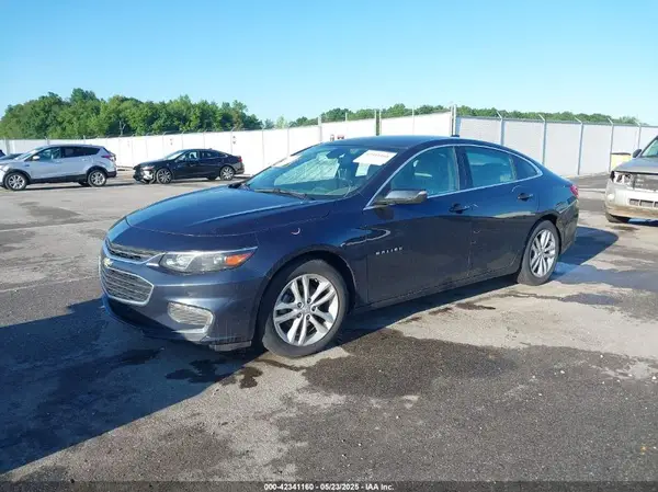1G1ZE5ST4HF132693 2017 CHEVROLET MALIBU - Image 2