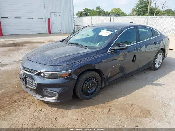 1G1ZE5ST4HF133102 2017 CHEVROLET MALIBU - Image 2