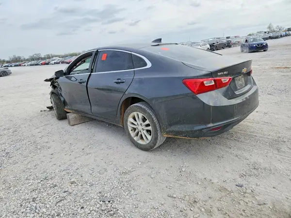 1G1ZE5ST4HF134119 2017 CHEVROLET MALIBU - Image 2