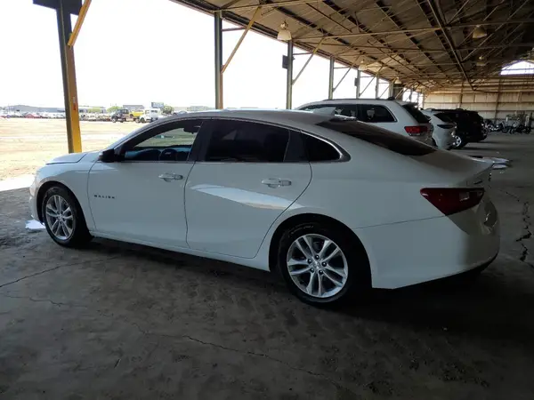 1G1ZE5ST4HF134301 2017 CHEVROLET MALIBU - Image 2