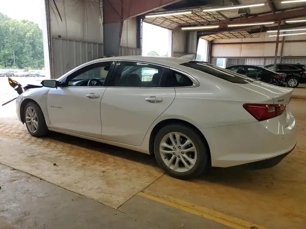 1G1ZE5ST4HF136999 2017 CHEVROLET MALIBU - Image 2