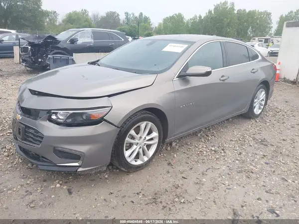 1G1ZE5ST4HF137957 2017 CHEVROLET MALIBU - Image 2