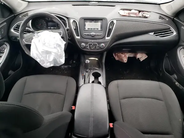 1G1ZE5ST4HF141166 2017 CHEVROLET MALIBU - Image 8