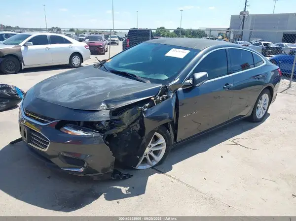 1G1ZE5ST4HF144617 2017 CHEVROLET MALIBU - Image 2