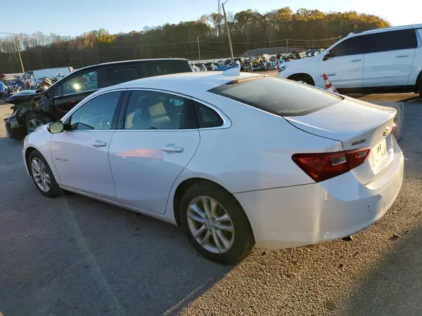 1G1ZE5ST4HF146710 2017 CHEVROLET MALIBU - Image 2