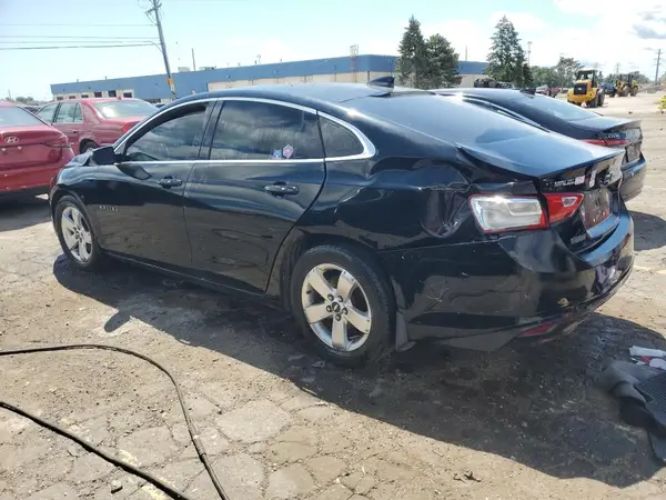 1G1ZE5ST4HF147033 2017 CHEVROLET MALIBU - Image 2