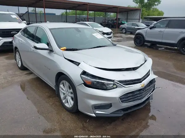 1G1ZE5ST4HF155844 2017 CHEVROLET MALIBU - Image 1