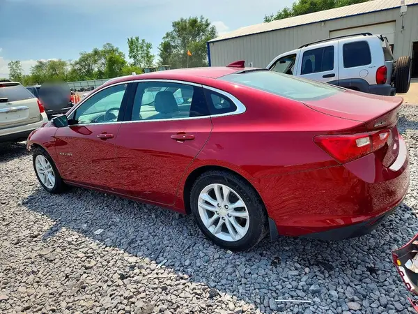1G1ZE5ST4HF160882 2017 CHEVROLET MALIBU - Image 2