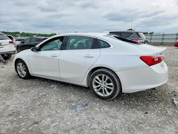 1G1ZE5ST4HF161885 2017 CHEVROLET MALIBU - Image 2
