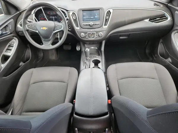 1G1ZE5ST4HF175933 2017 CHEVROLET MALIBU - Image 8