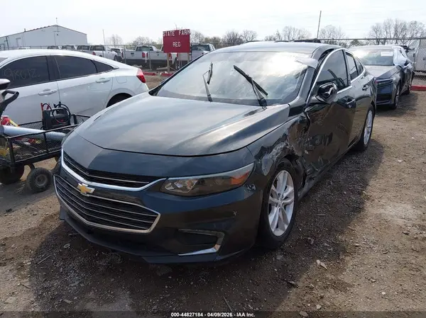1G1ZE5ST4HF176256 2017 CHEVROLET MALIBU - Image 2