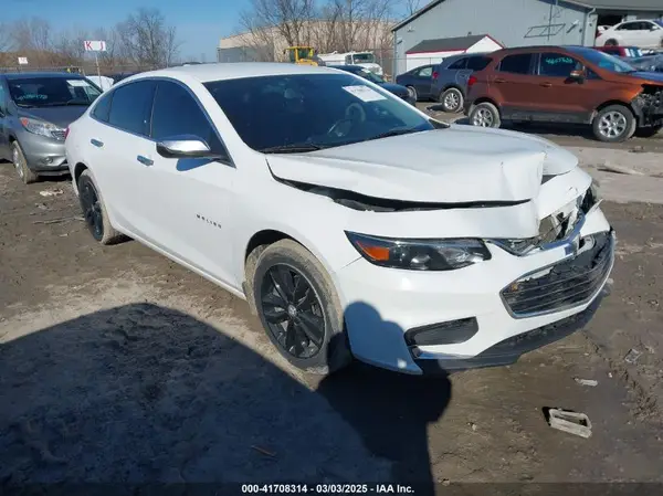 1G1ZE5ST4HF179951 2017 CHEVROLET MALIBU - Image 1
